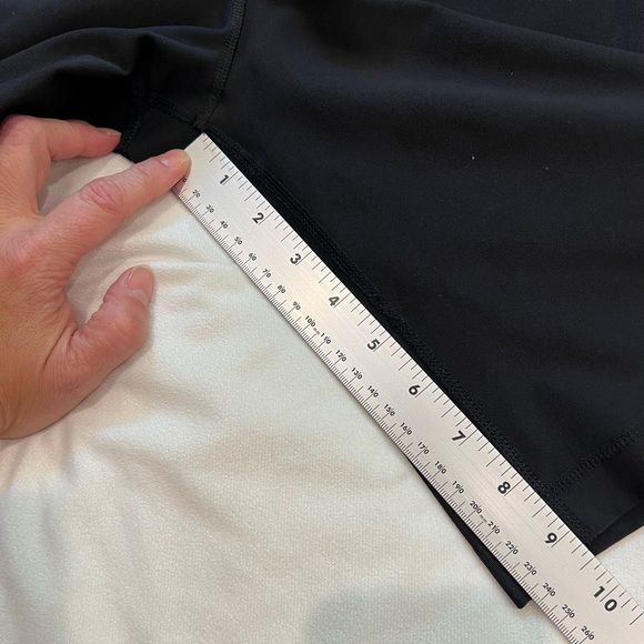 Nike Black Bike Shorts with Moisture-Wicking Fabric - Picture 10 of 10